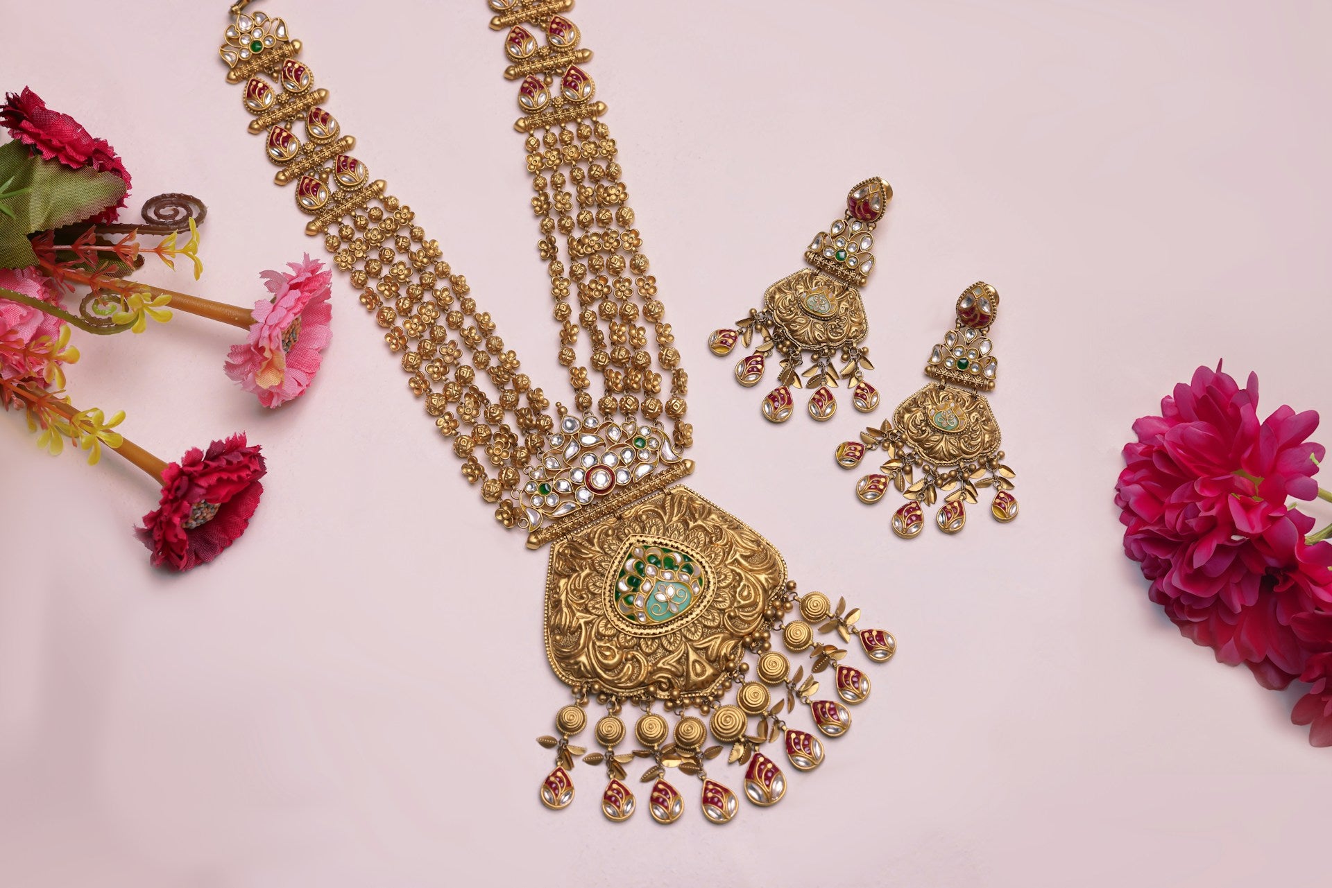 Why Custom Jewellery is the Ultimate Gift for Milestone Birthdays