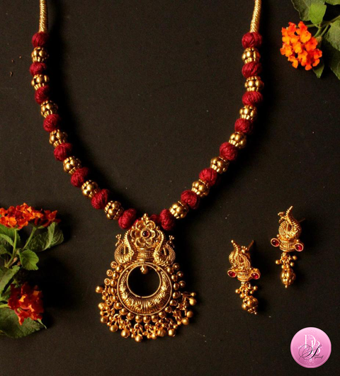 elegant necklaces